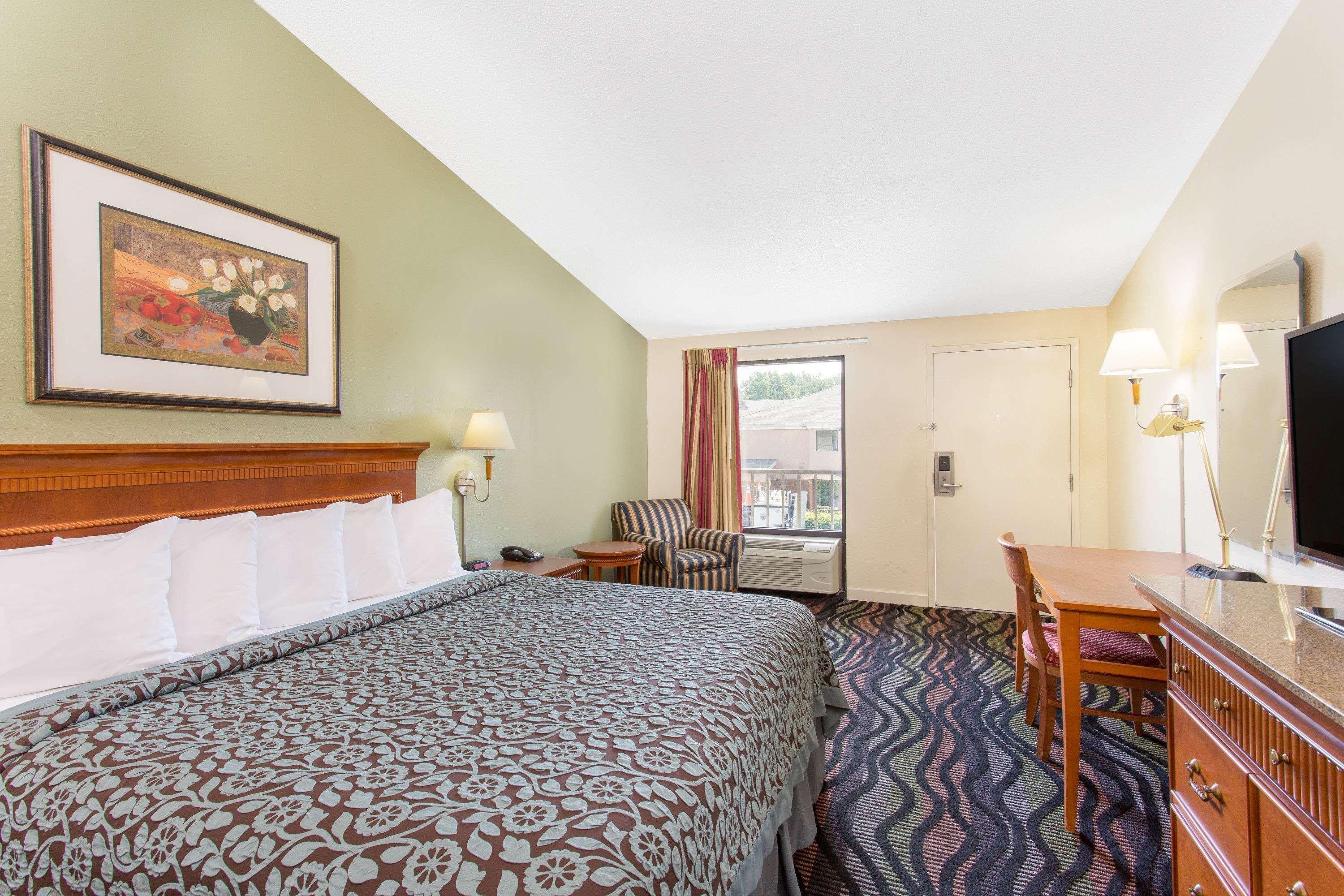 Days Inn By Wyndham Florence/I-95 North Zewnętrze zdjęcie