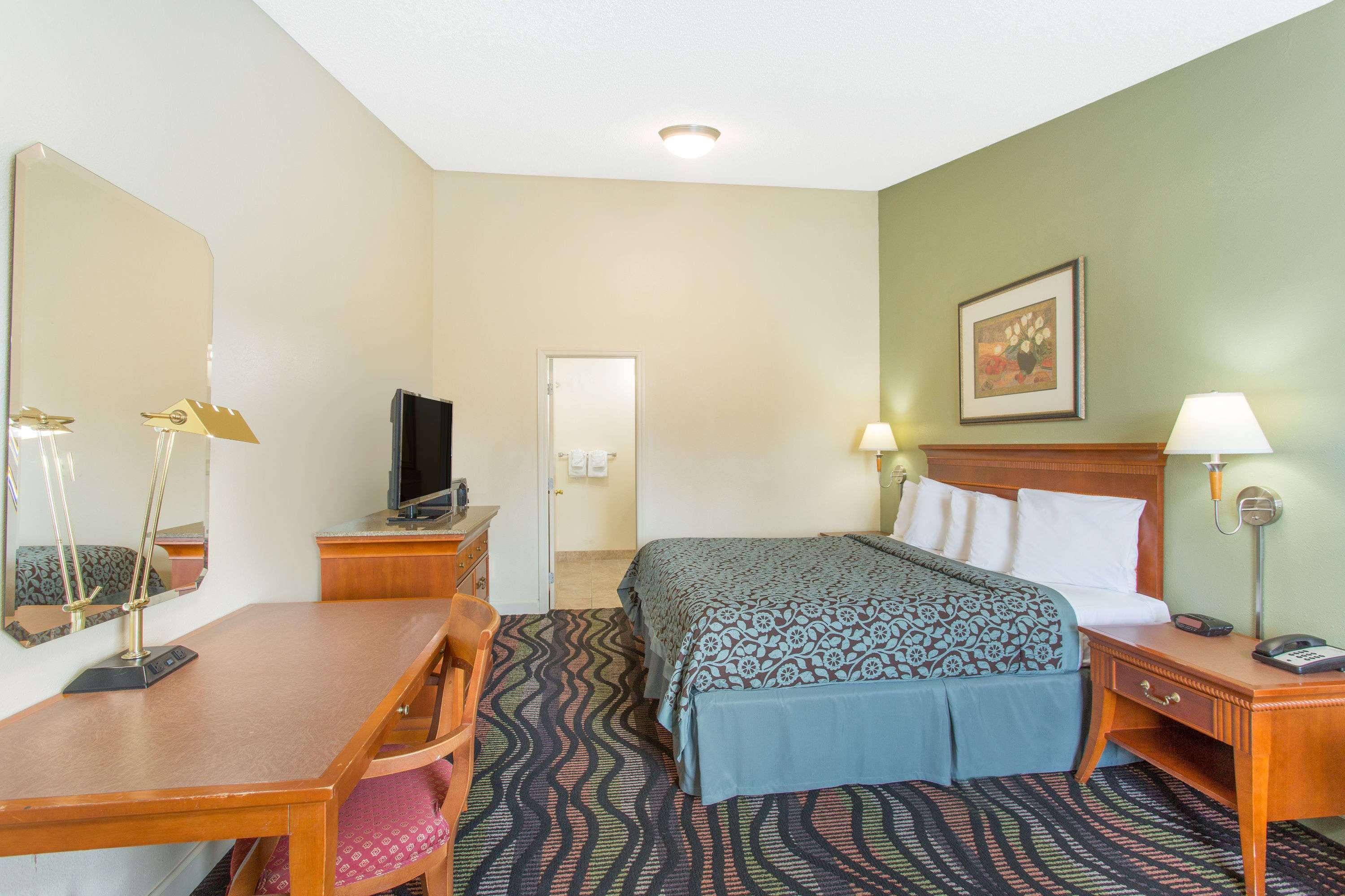 Days Inn By Wyndham Florence/I-95 North Zewnętrze zdjęcie