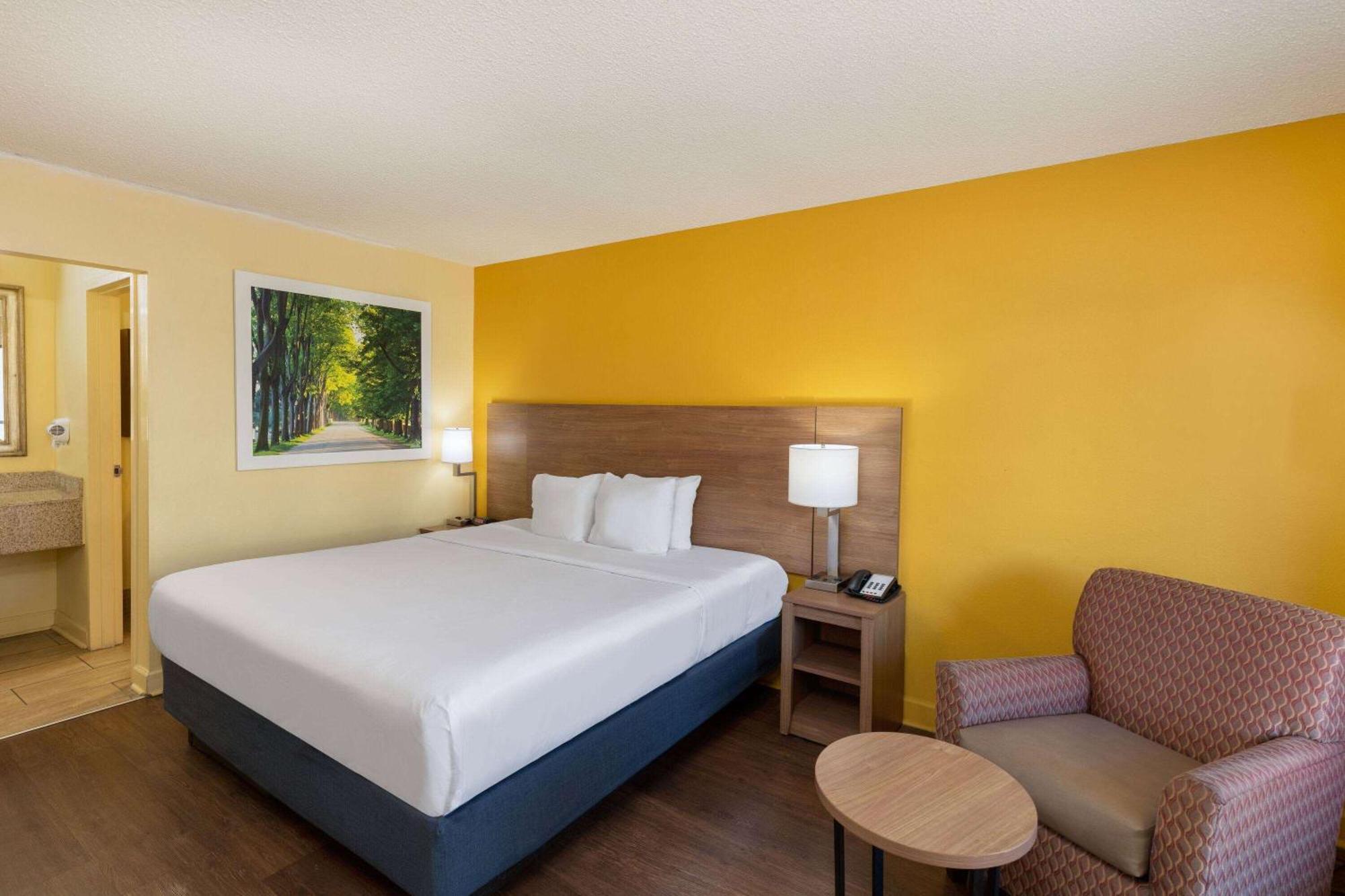 Days Inn By Wyndham Florence/I-95 North Zewnętrze zdjęcie