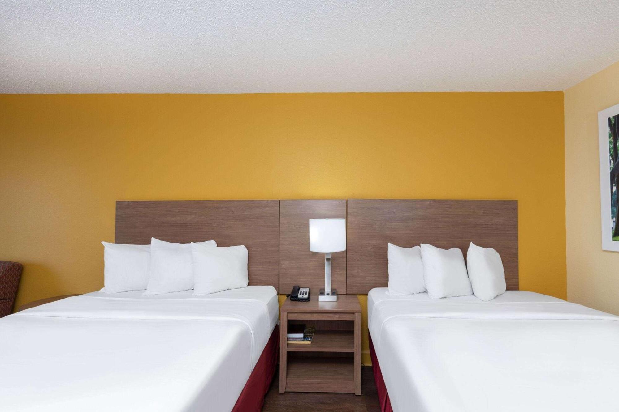 Days Inn By Wyndham Florence/I-95 North Zewnętrze zdjęcie