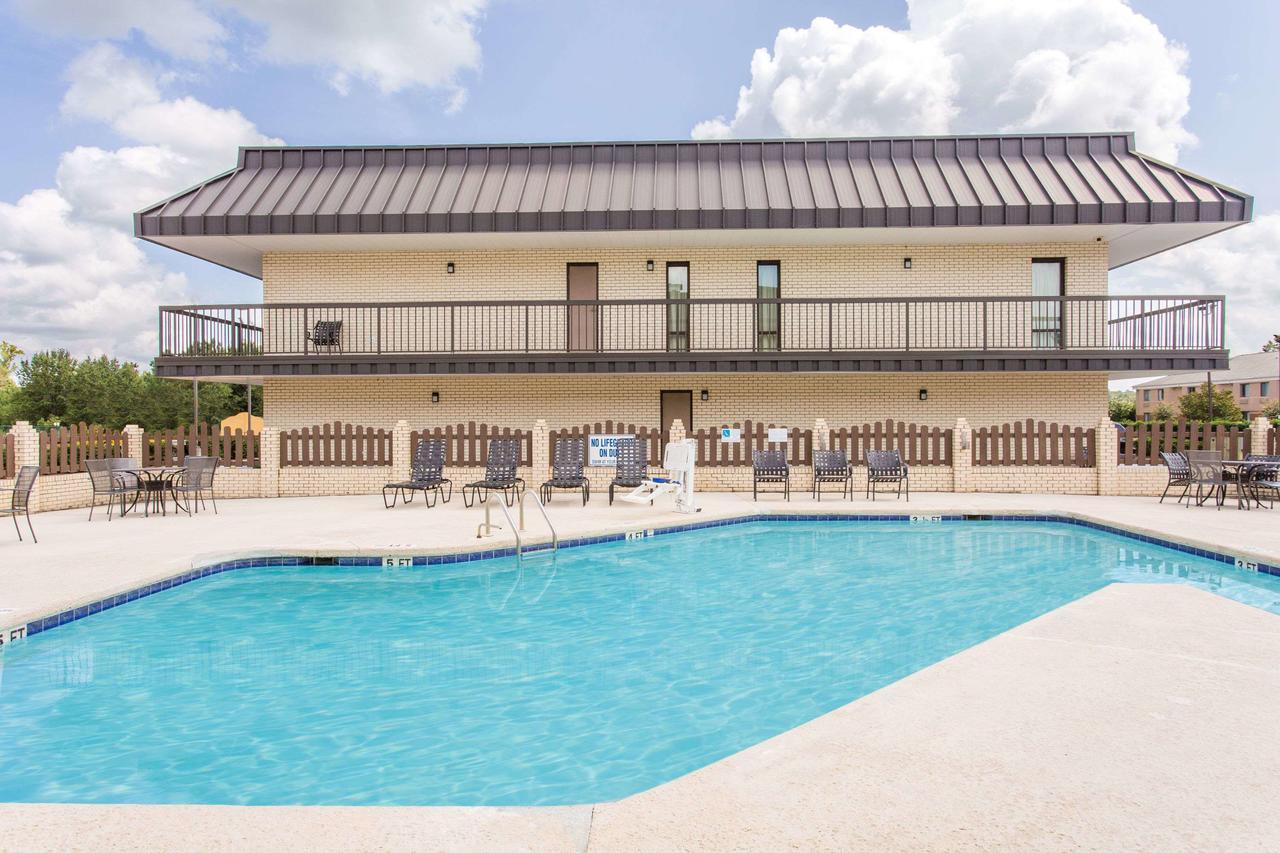 Days Inn By Wyndham Florence/I-95 North Zewnętrze zdjęcie