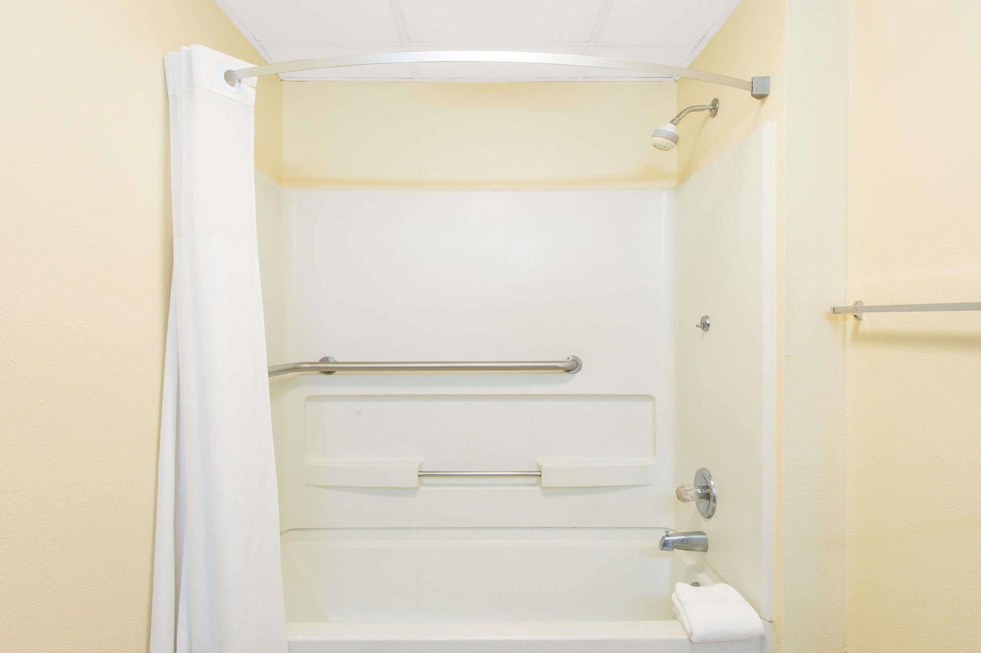 Days Inn By Wyndham Florence/I-95 North Zewnętrze zdjęcie